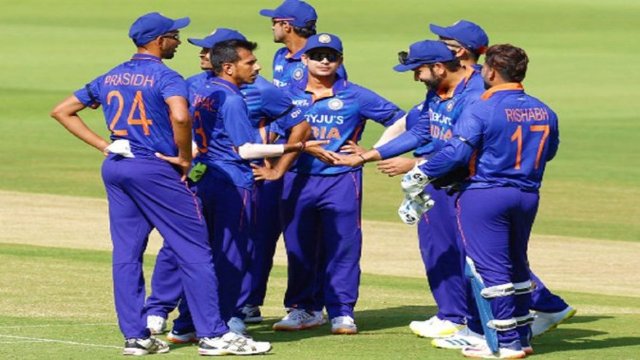 IND vs WI: भारत ने जीता 1000वां वनडे, चहल की स्पिन में फंसे कैरेबियाई बल्लेबाज, कप्तान चमके रोहित शर्मा