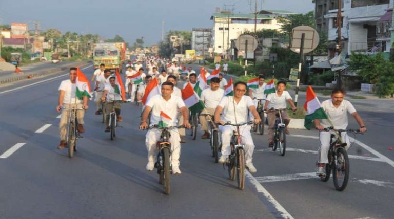 रानीडांगा से  सिलीगुड़ी तक लगभग 10 किलोमीटर की ” साईकिल रैली ” का आयोजन किया गया