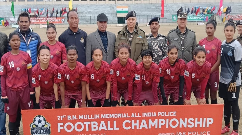 भारतीय पुलिस फुटबॉल चैम्पियनशिप में रानीडांगा एसएसबी की महिला टीम दूसरे स्थान पर रहा